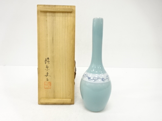 JAPANESE TEA CEREMONY / HANAIRE FLOWER VASE / CELADON GLAZE / ARTISAN WORK